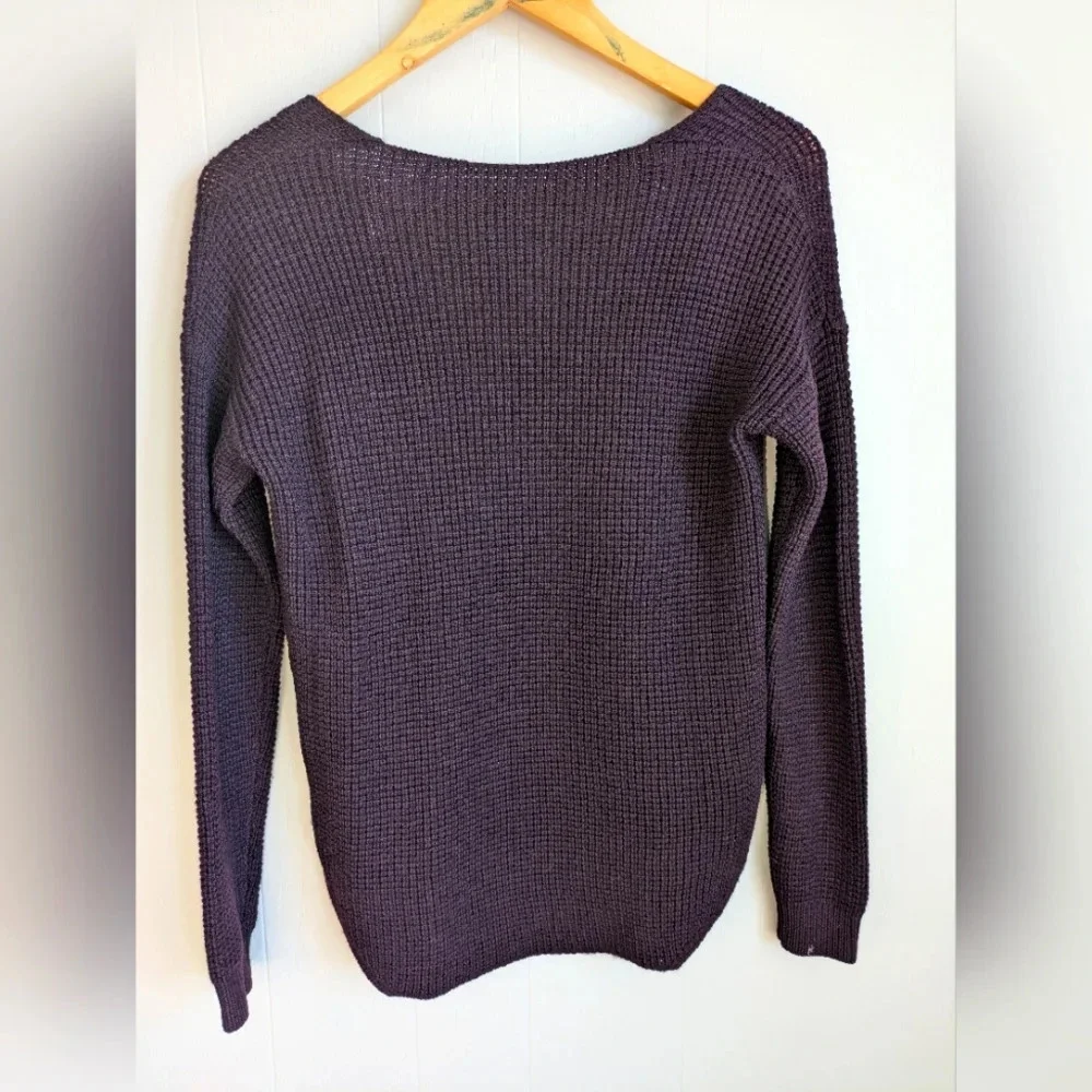 Aritzia Wilfred Free Wolter Plum Purple 100% Wool Waffle Knit V-Neck Sweater XXS